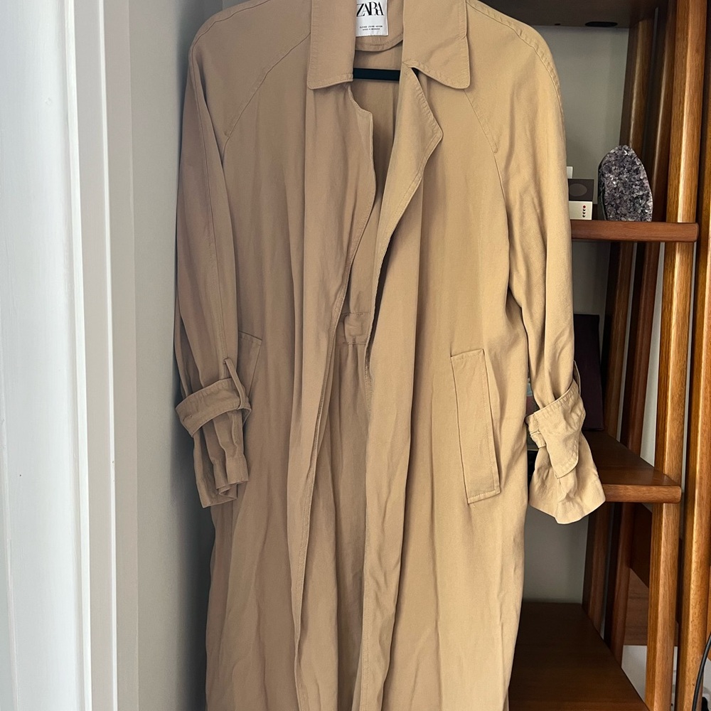 Zara Women's Loose Tan Trench Coat - XS